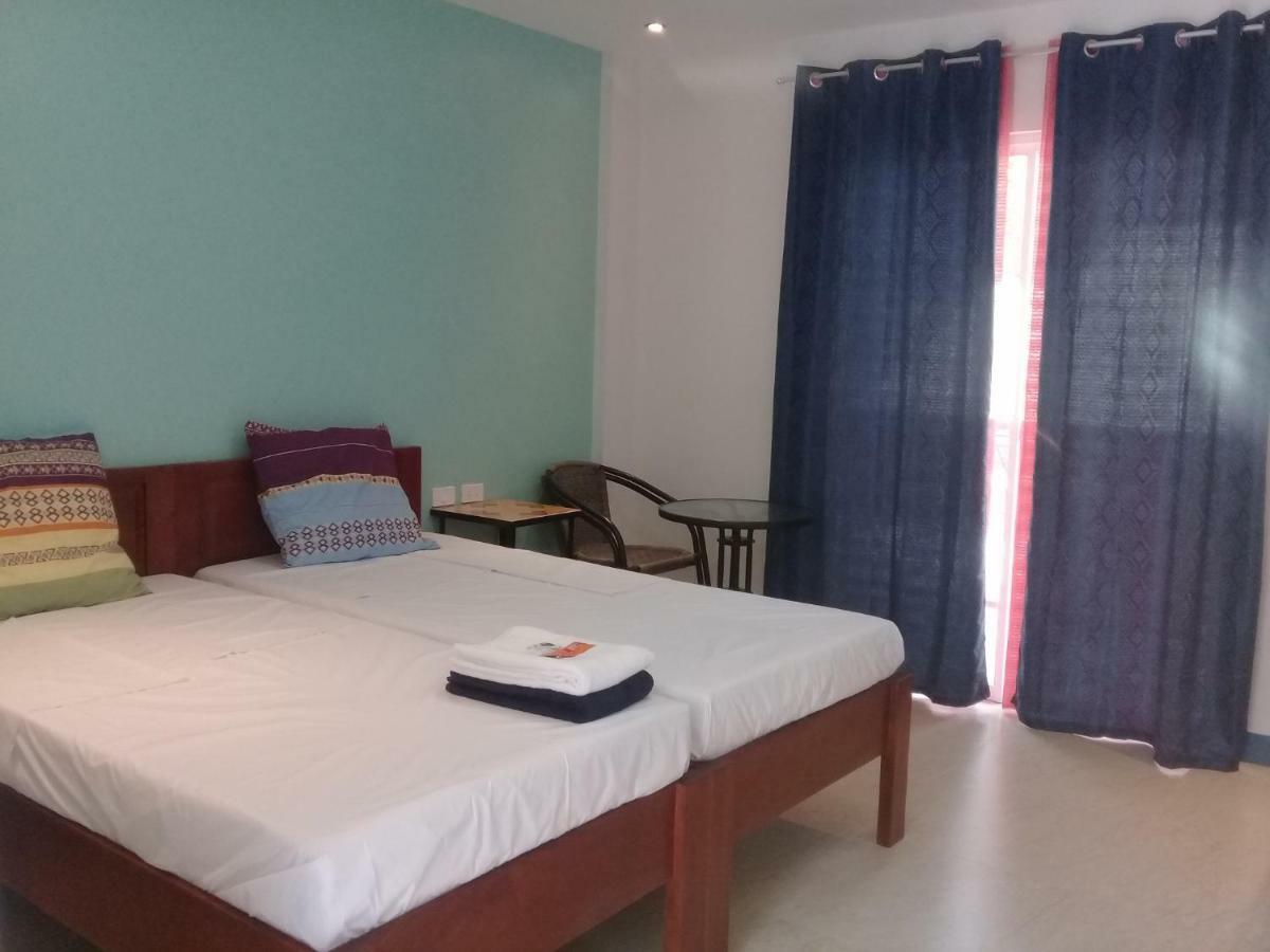 D & B Bluestar Beach Resort Panglao Exterior photo